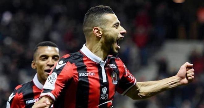 两人展现出 两人展现出