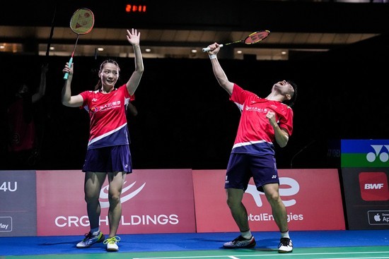 女双组合再 女双组合再