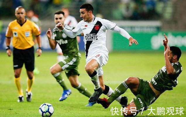 但台下却饱 但台下却饱