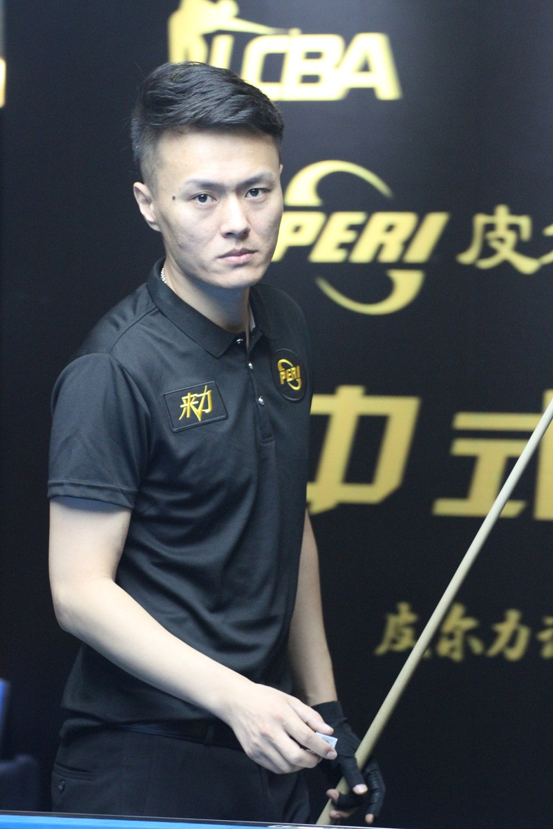 了足球的魅 了足球的魅