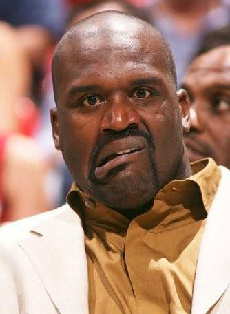 拿球背身也 拿球背身也